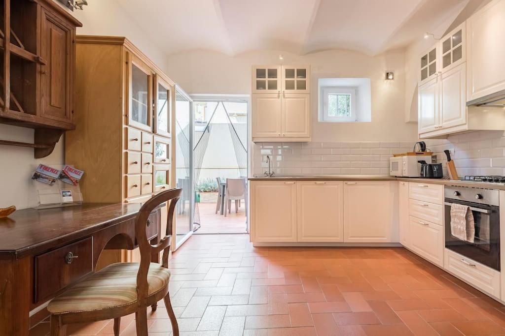 Dalu Florence Apartment Davide - Private Car Park 15 Minutes To The City Center Buitenkant foto