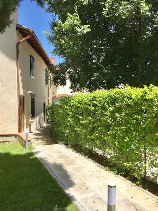 Dalu Florence Apartment Davide - Private Car Park 15 Minutes To The City Center Buitenkant foto